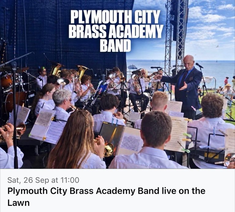 FREE live music on the lawn